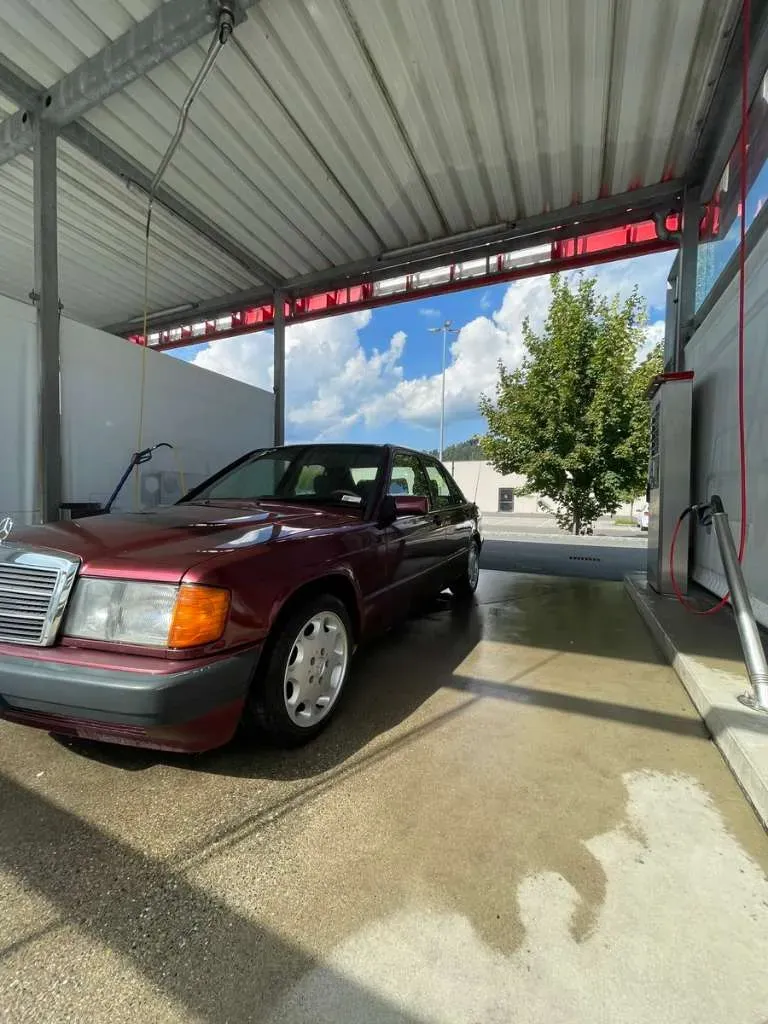 Mercedes-Benz 190 1992 photo 2