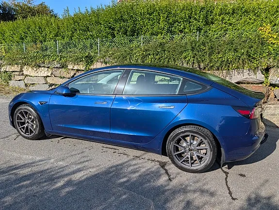 Tesla Model 3 2021 photo 5