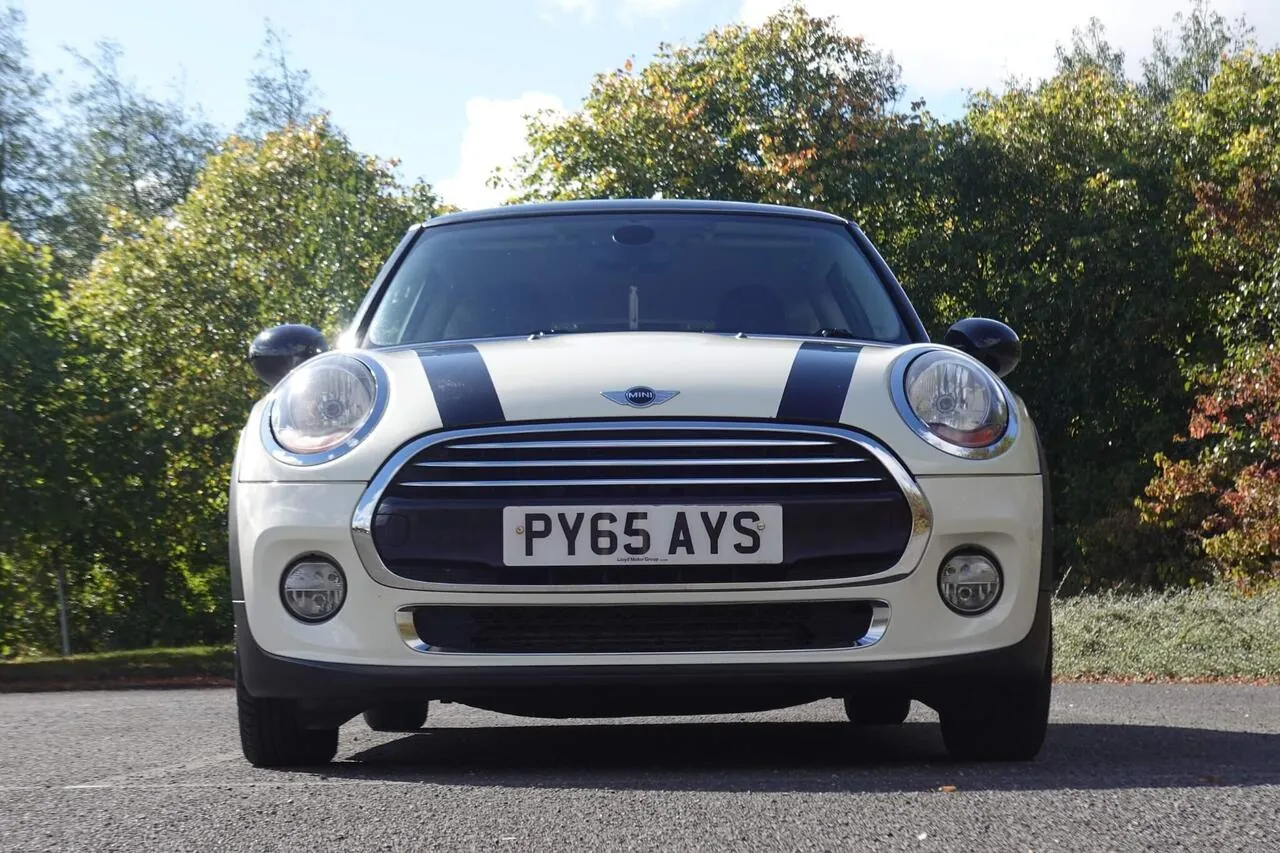 Mini Hatch 2015 photo 4