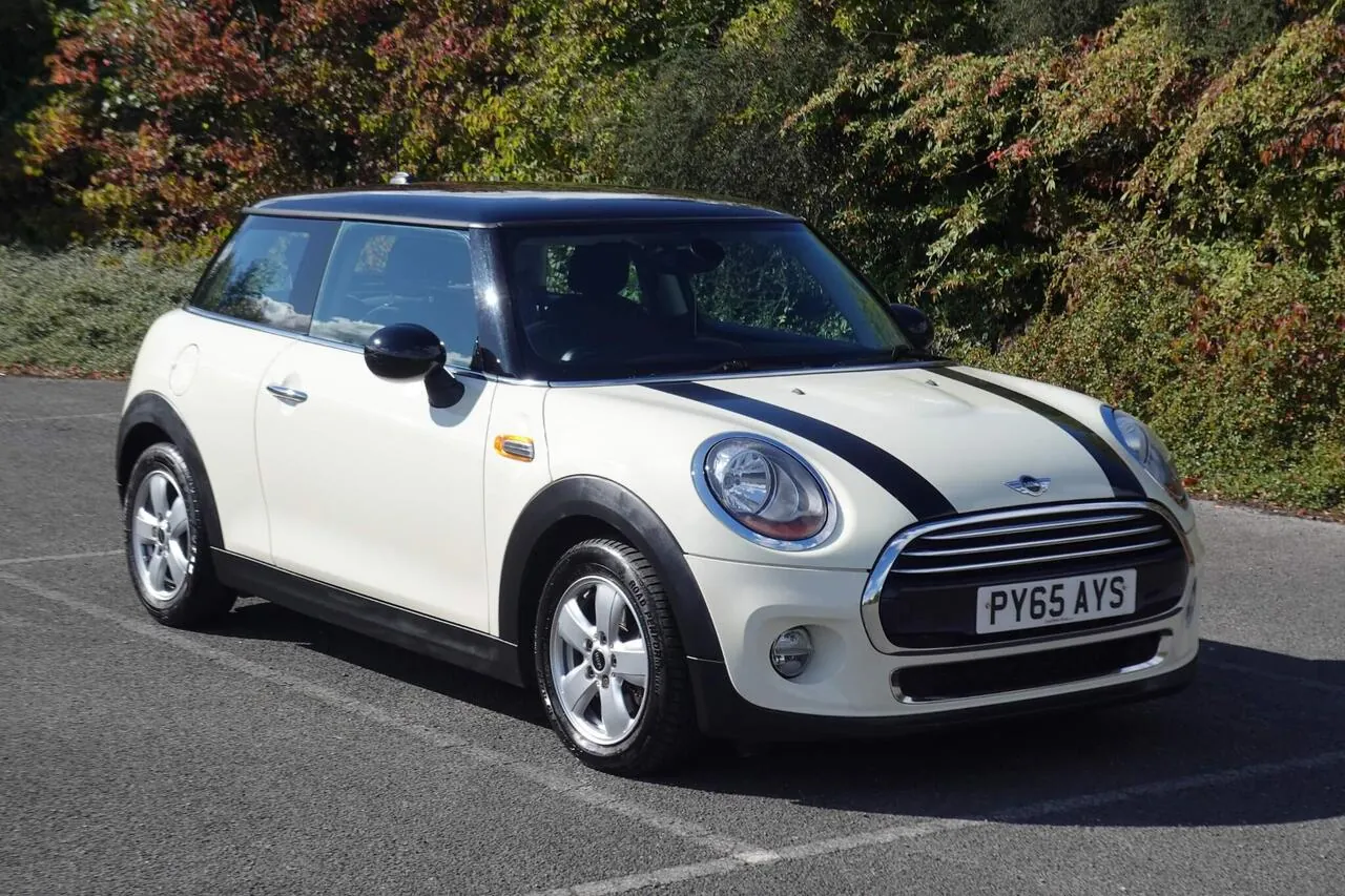 Mini Hatch 2015 photo 5