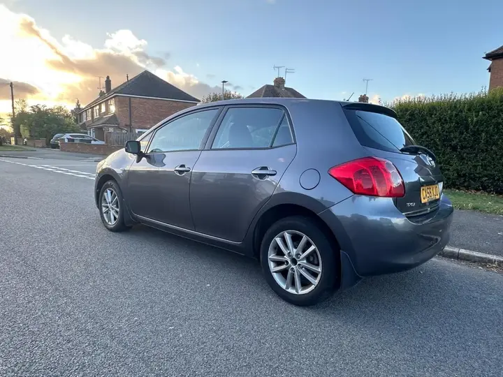 Toyota Auris 2008 photo 4
