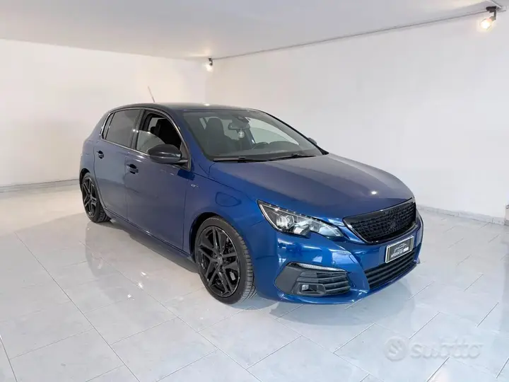 Peugeot 308 2020 photo 2