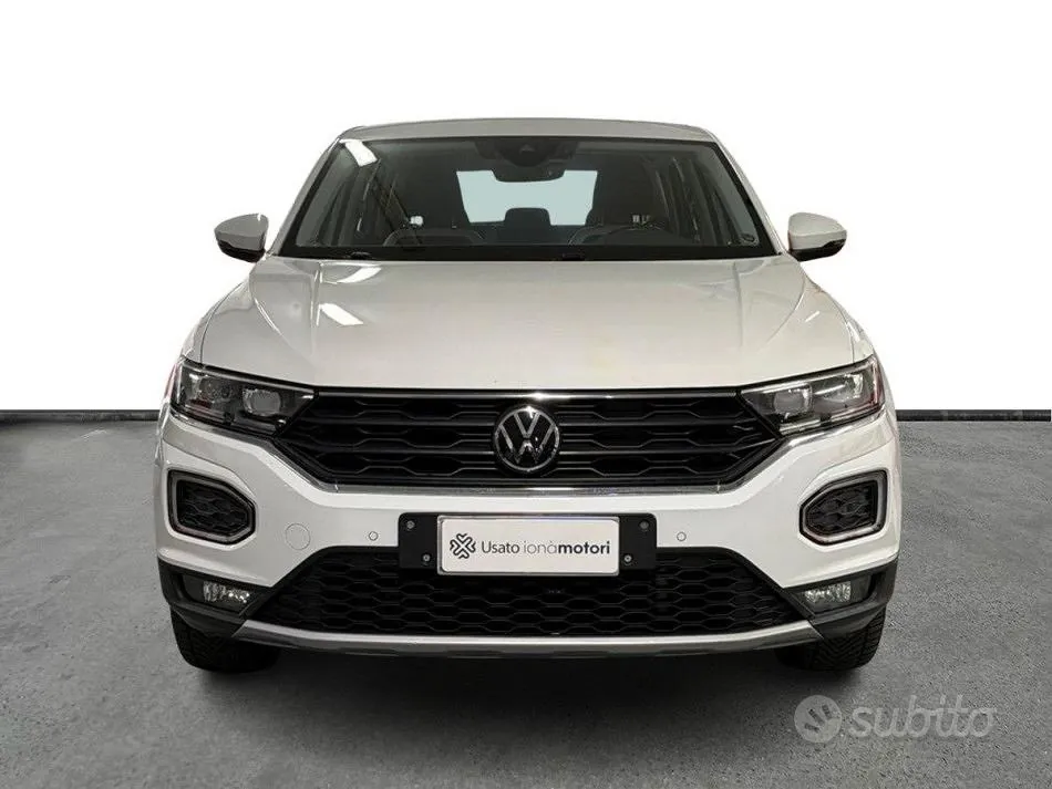 Volkswagen T-Roc 2020 photo 2