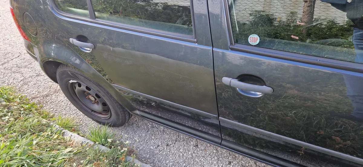Volkswagen Golf 2001 photo 3