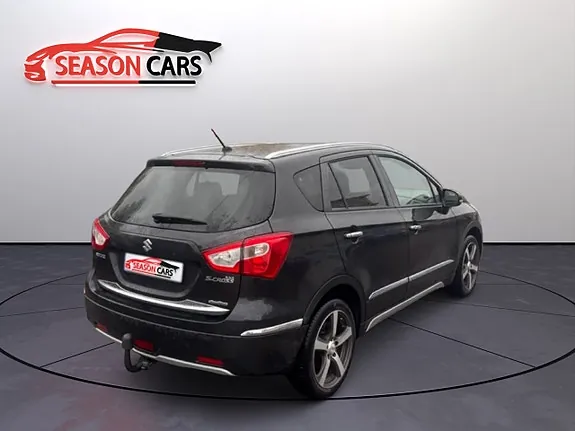 Suzuki S-Cross 2014 photo 2