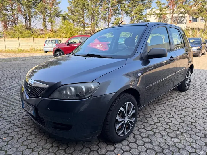 Mazda 2 2005 photo 4