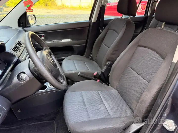 Mazda 2 2005 photo 5
