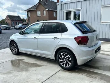 Volkswagen Polo 2021 photo 2