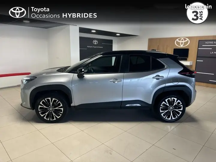 Toyota Yaris Cross 2024 photo 3