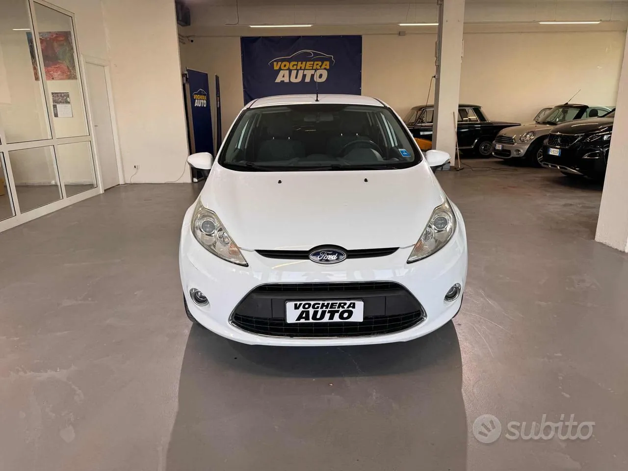 Ford Fiesta 2010 photo 2