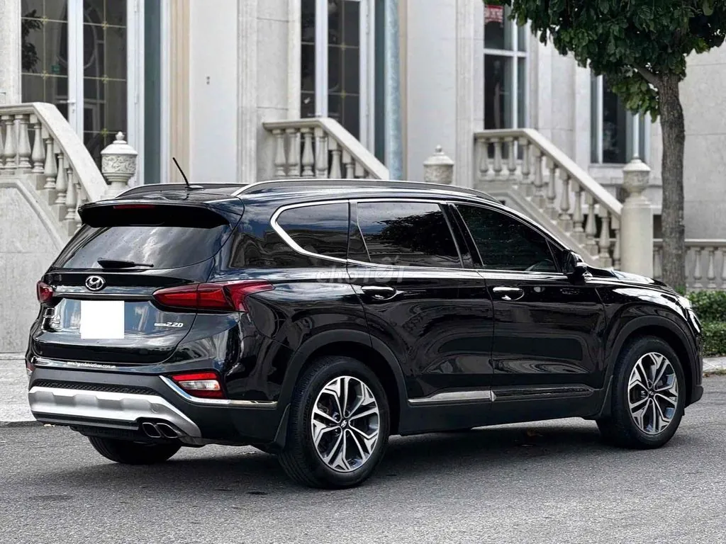 Hyundai Santa Fe 2019 photo 3
