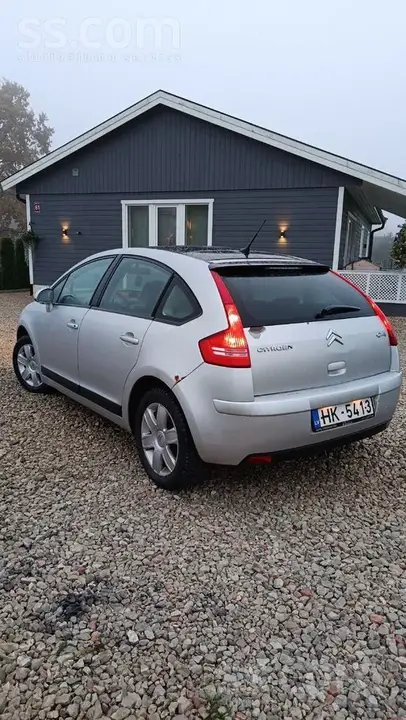 Citroen C4 2007 photo 2