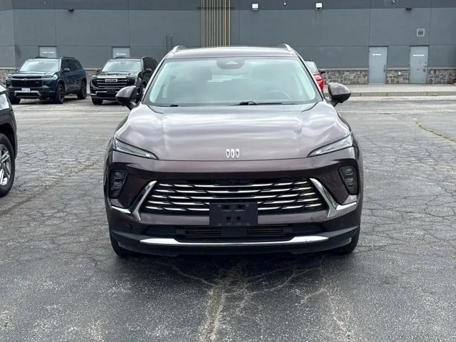 Buick Envision 2024 photo 2