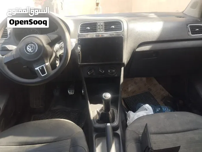 Volkswagen Polo 2011 photo 3