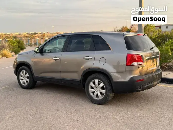 Kia Sorento 2012 photo 3