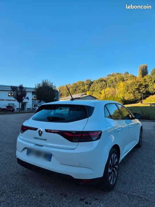 Renault Megane 2021 photo 2
