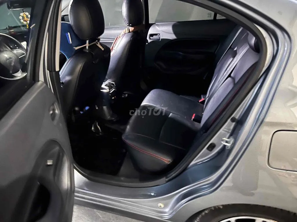 Mitsubishi Attrage 2021 photo 4