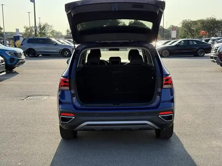 Volkswagen Taos 2024 photo 5