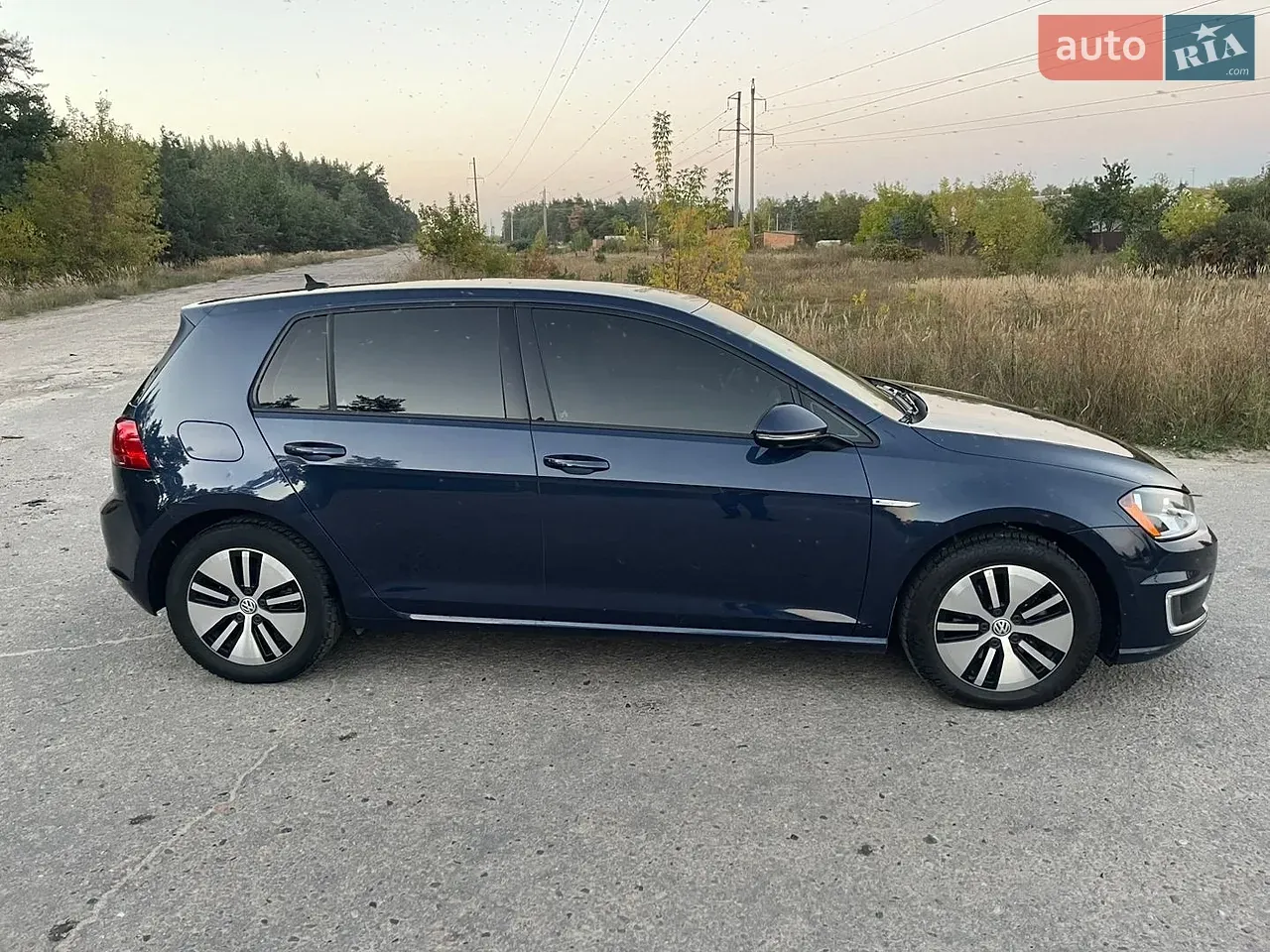 Volkswagen E-Golf 2016 photo 4