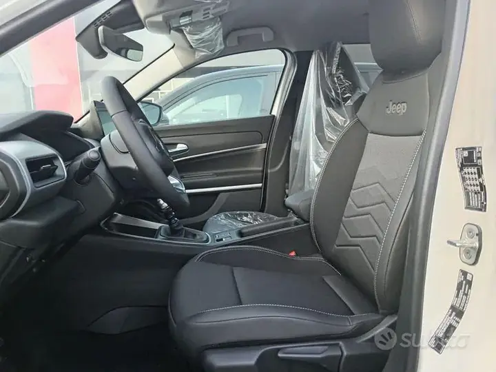 Jeep Avenger 2025 photo 5