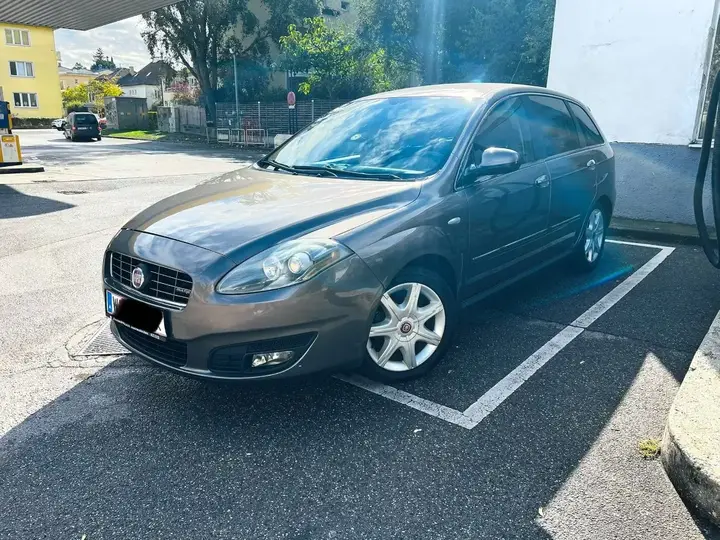 Fiat Croma 2009 photo 2