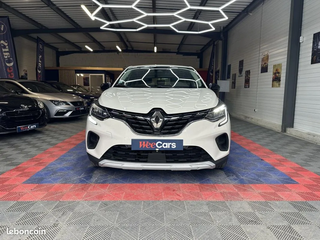 Renault Captur 2020 photo 2