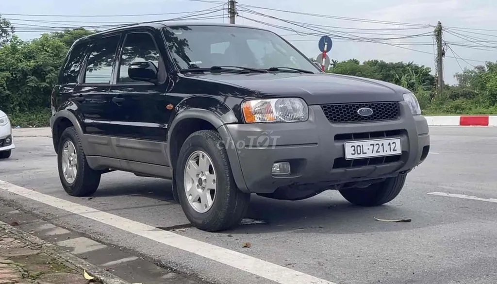 Ford Escape 2005 photo 2