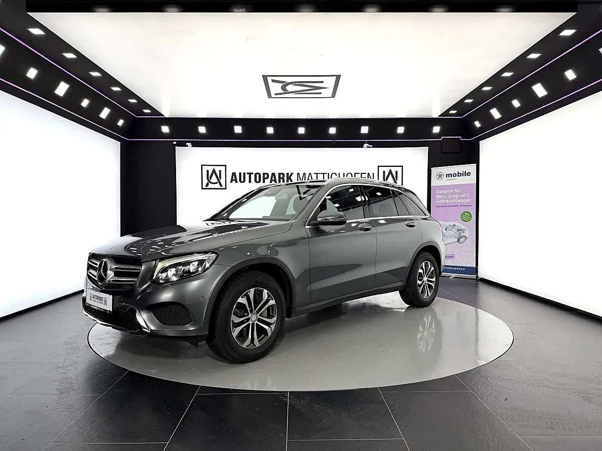 Mercedes-Benz Glc-Class 2016 photo 2