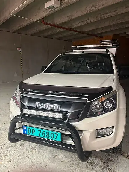 Isuzu D-Max 2015 photo 2