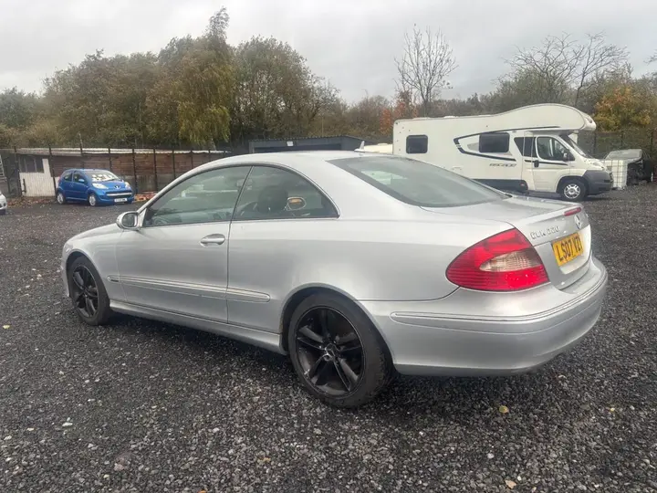 Mercedes-Benz Clk 2007 photo 2