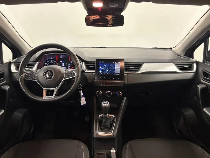 Renault Captur 2021 photo 2