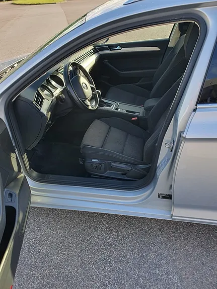 Volkswagen Passat 2018 photo 5