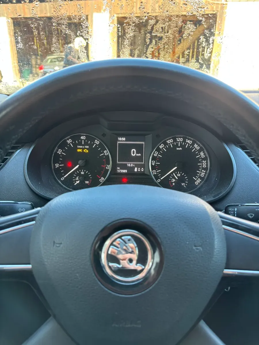 Skoda Octavia 2014 photo 3