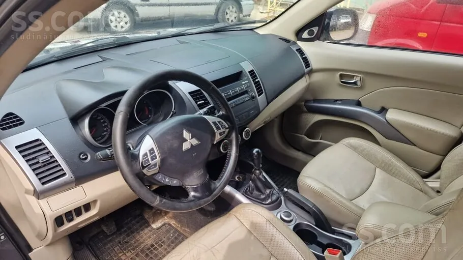 Mitsubishi Outlander 2007 photo 4