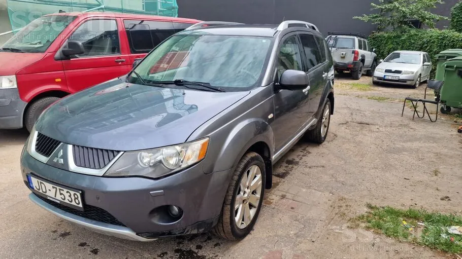 Mitsubishi Outlander 2007 photo 2