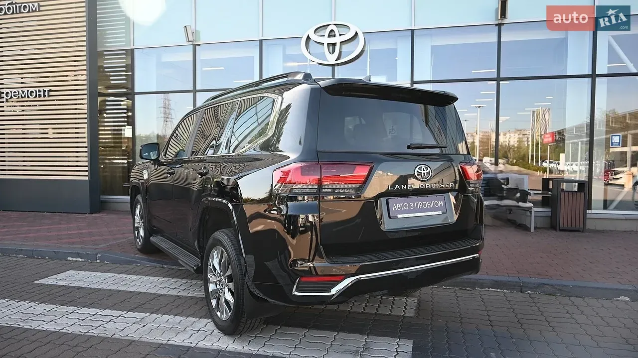 Toyota Land Cruiser 2023 photo 2