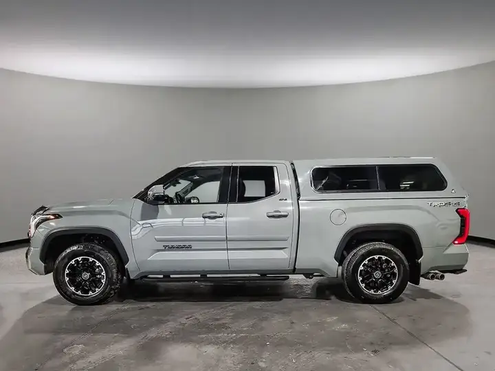 Toyota Tundra 2023 photo 3