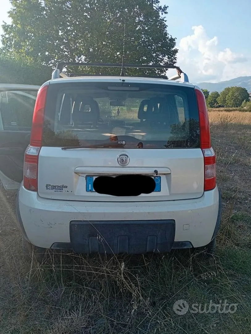 Fiat Panda 2010 photo 2