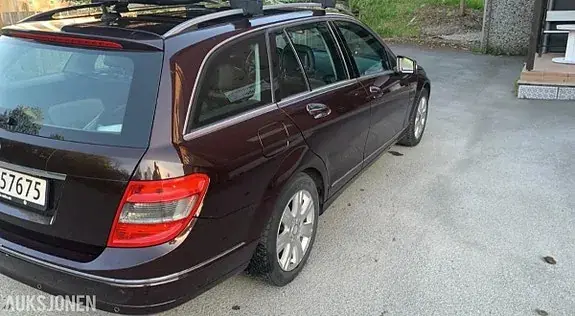 Mercedes-Benz C 200 D 2011 photo 3