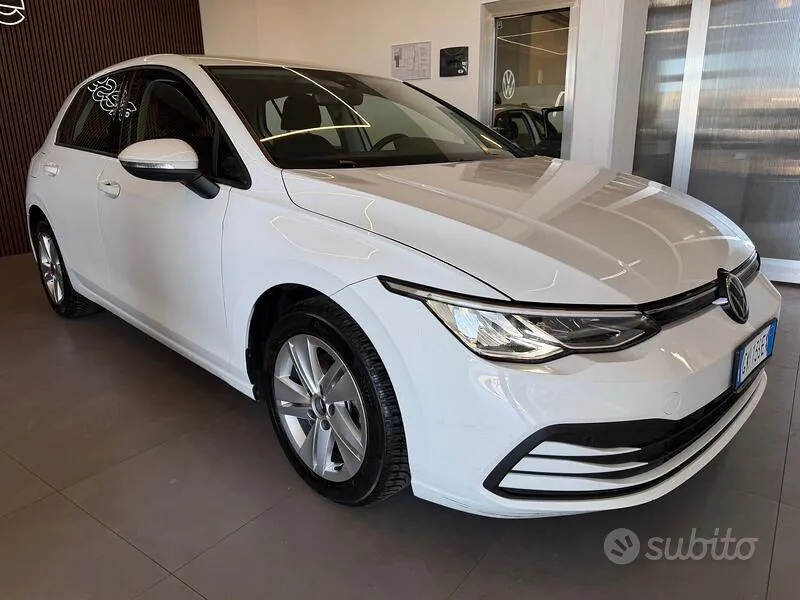 Volkswagen Golf 2022 photo 3