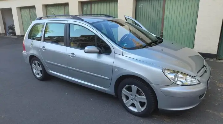 Peugeot 307