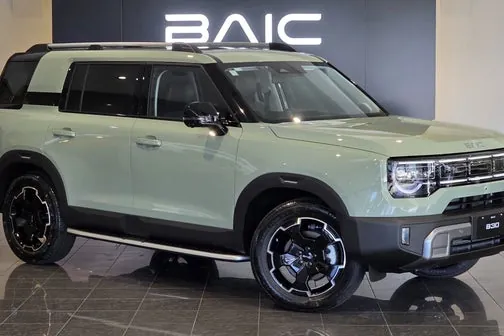 BAIC B30