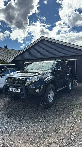 Toyota Land Cruiser 2014 photo 3