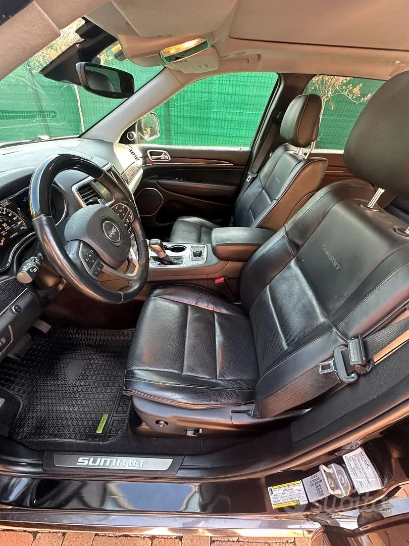 Jeep Grand Cherokee 2018 photo 2