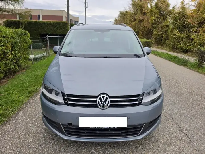 Volkswagen Sharan 2010 photo 3