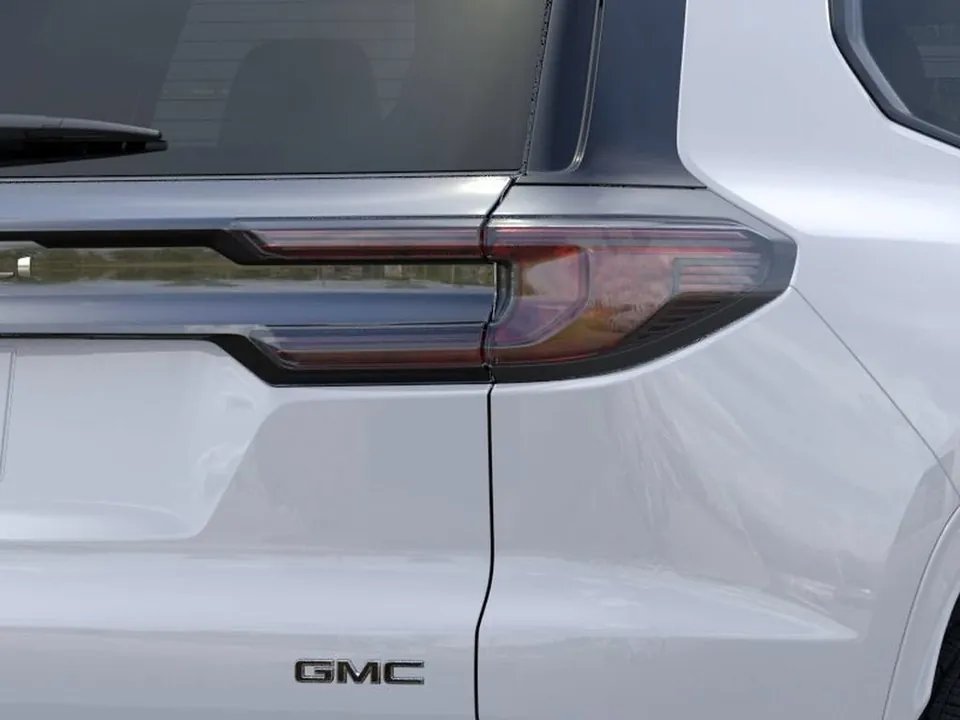 GMC Acadia 2027 photo 3