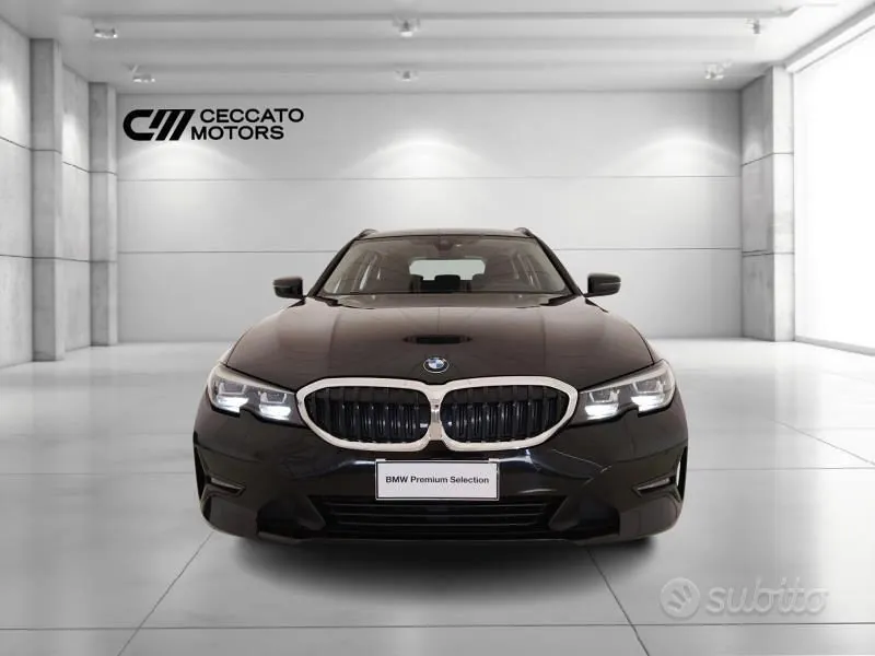 BMW 3 Series 2020 photo 2
