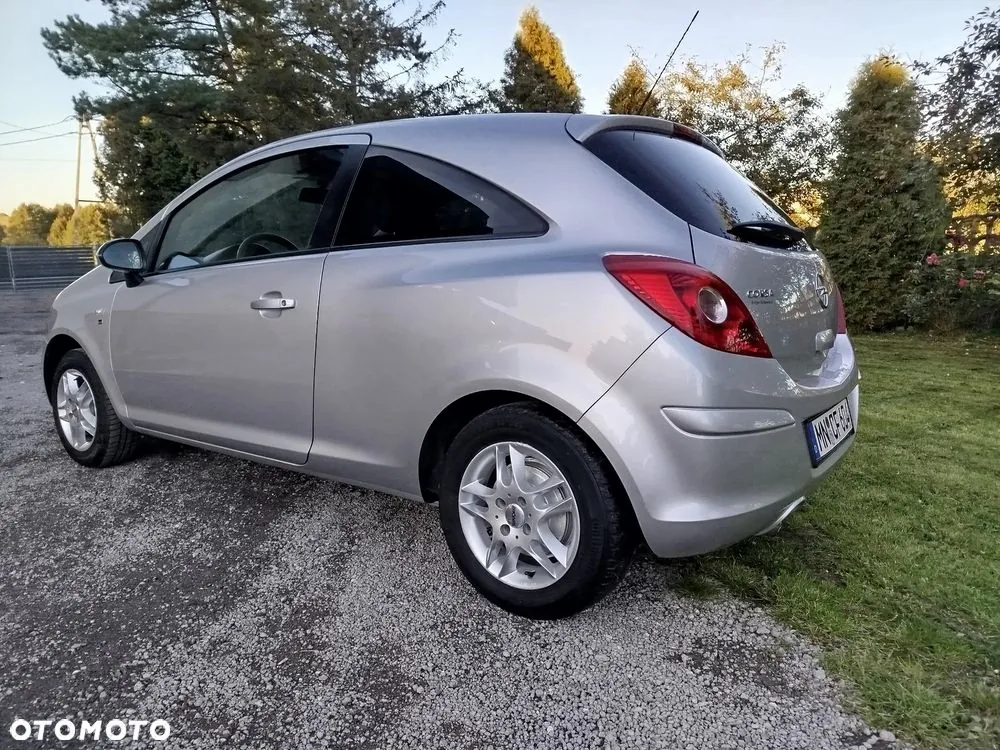 Opel Corsa 2012 photo 5