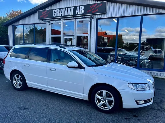 Volvo V70 2015 photo 2