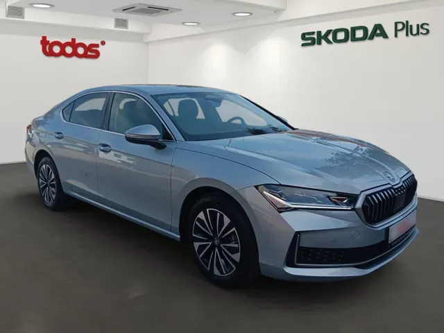 Skoda Superb 2026 photo 2